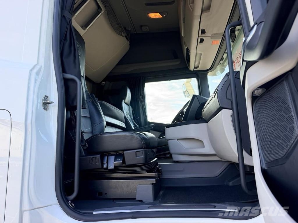 Scania R590 6x4,full air, retarder, stand airco, 315WB Vlačilci