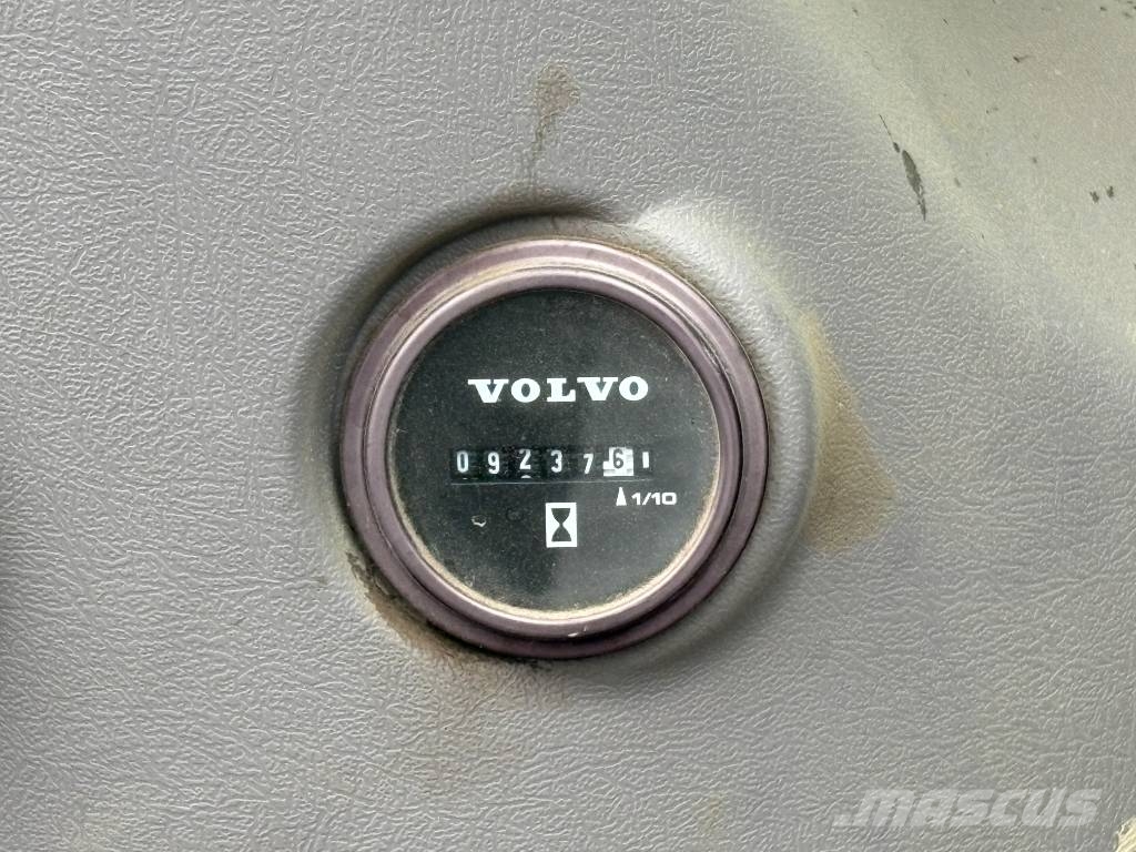 Volvo EC 480 E L Bageri gusjeničari