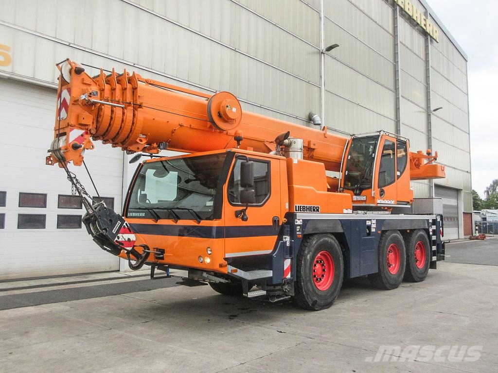 Liebherr LTM 1055-3.2 2020   Mobile cranes Otras máquinas de elevación
