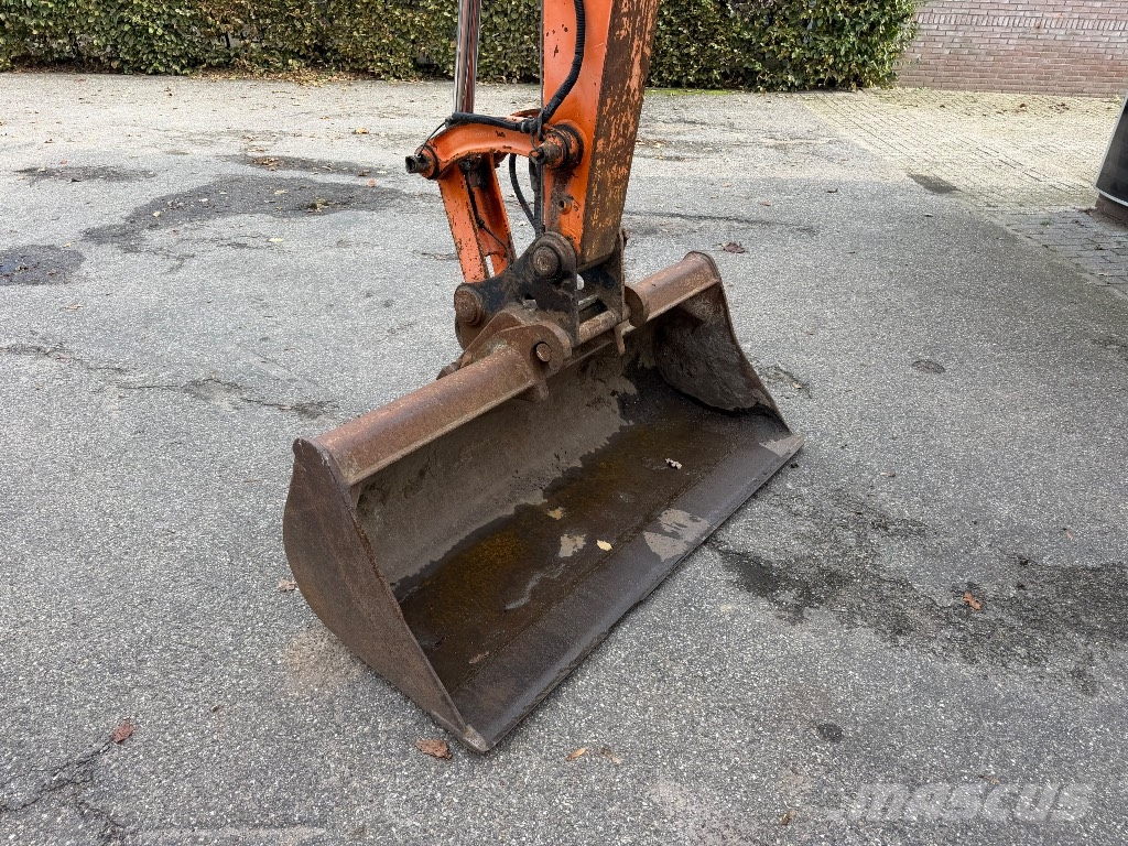 Komatsu PC 80 MR-3 Midi excavators 7t - 12t
