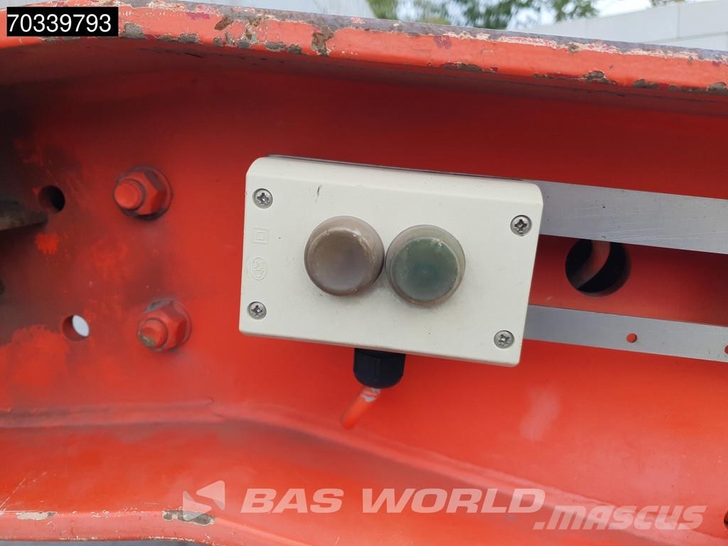 Goldhofer STZ-L4-41/80A 1xLift 3xSteering Extendable MOT 09/ Semirremolques de carga baja