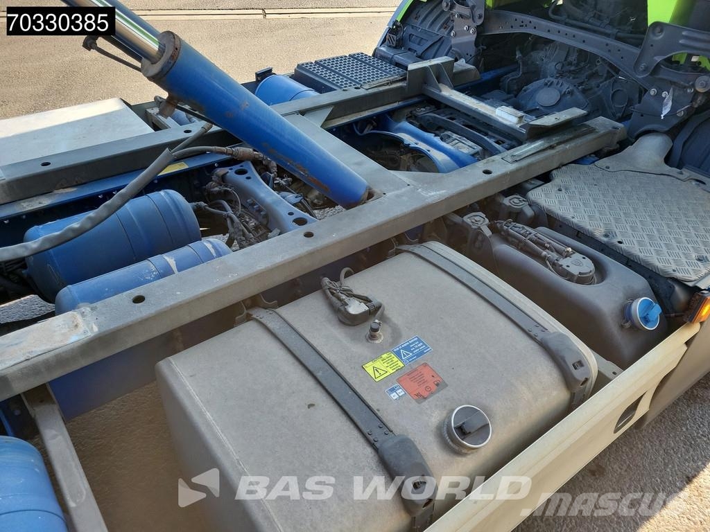 Scania P370 6X2 Recovery truck Abschleppwagen Winch Lift- Hinausautot
