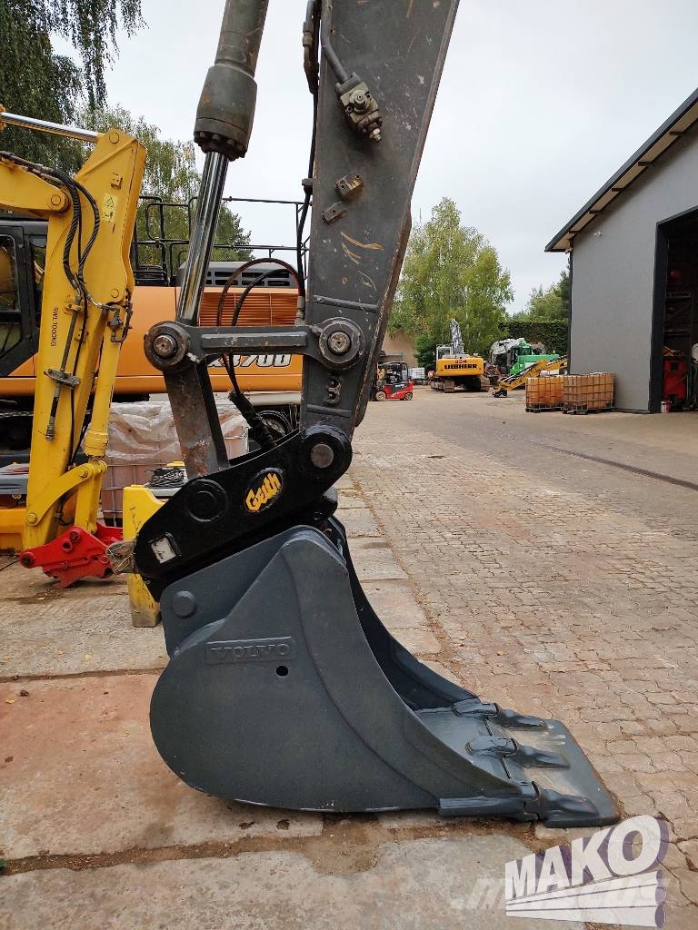 Volvo EC 140 EL Rupsgraafmachines