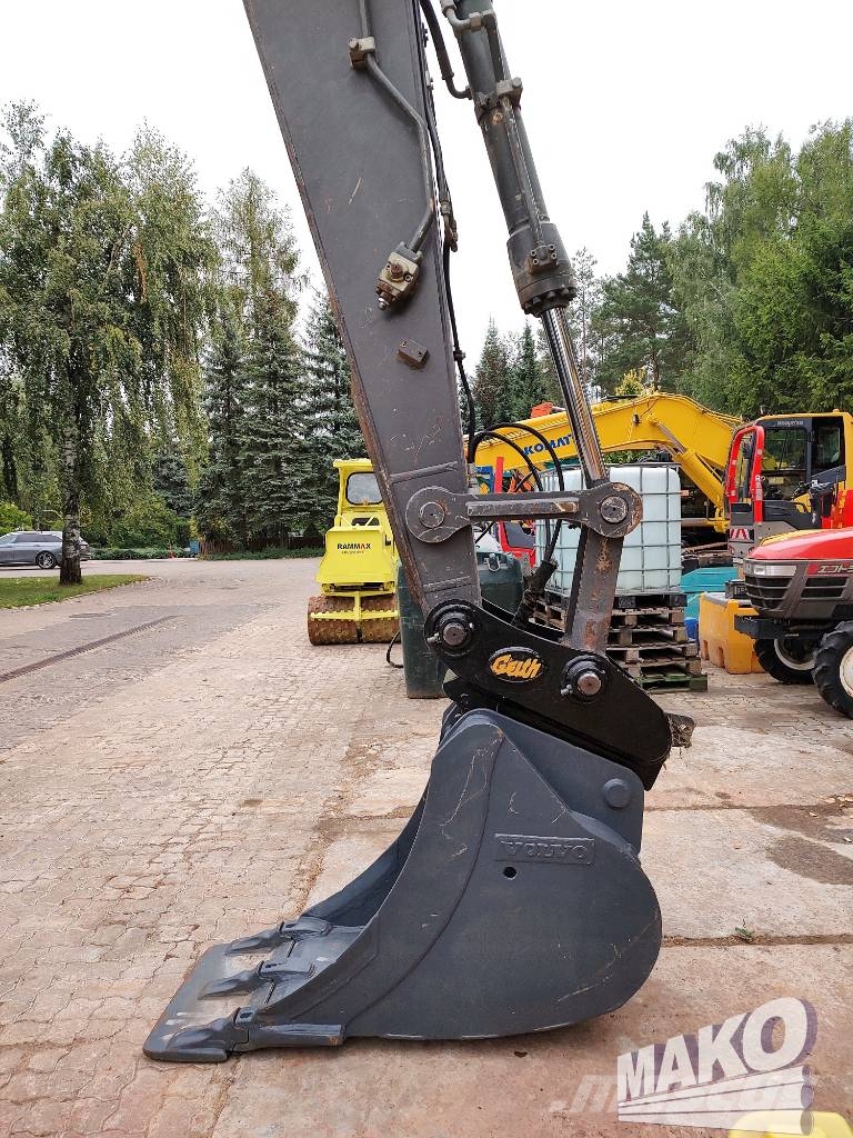 Volvo EC 140 EL Rupsgraafmachines