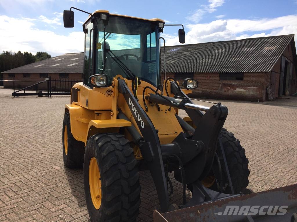 Volvo L 30 G Cargadoras sobre ruedas