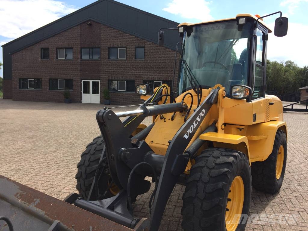 Volvo L 30 G Cargadoras sobre ruedas