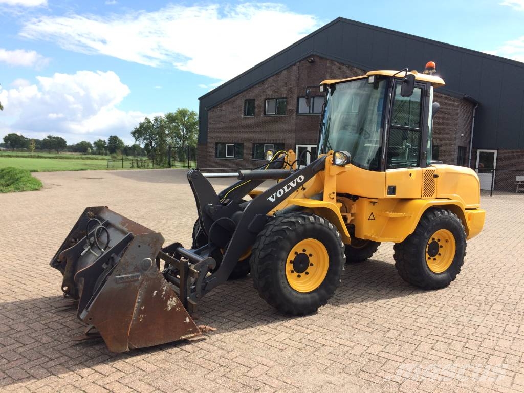 Volvo L 30 G Cargadoras sobre ruedas