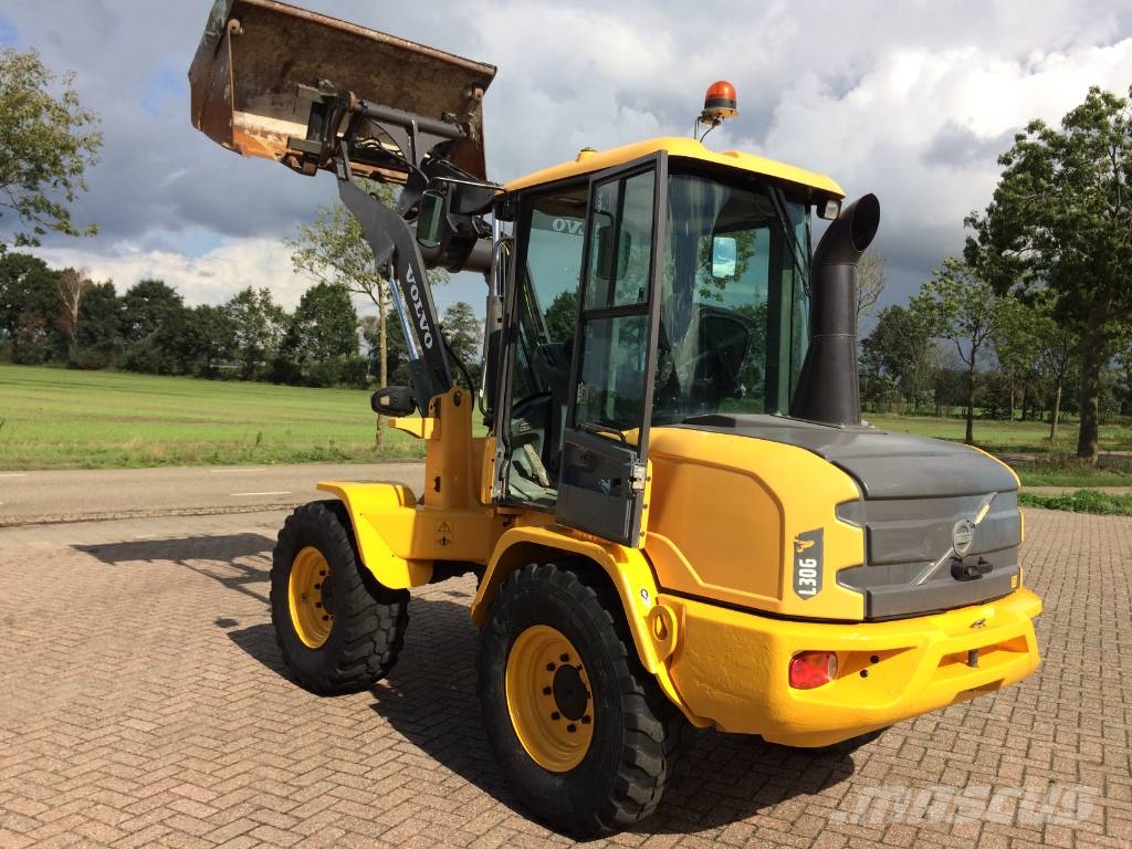 Volvo L 30 G Cargadoras sobre ruedas