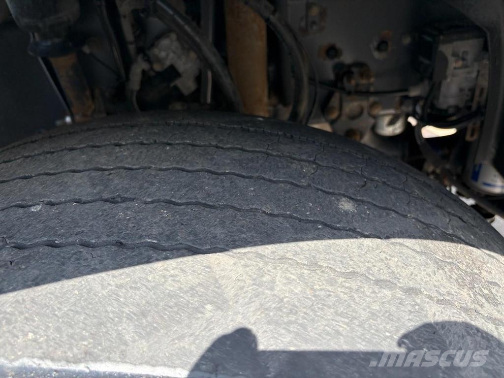 Volvo FM 12.380 + HMF 2220 K5 + 8X4 STEERING + TIPPER + Kiper tovornjaki