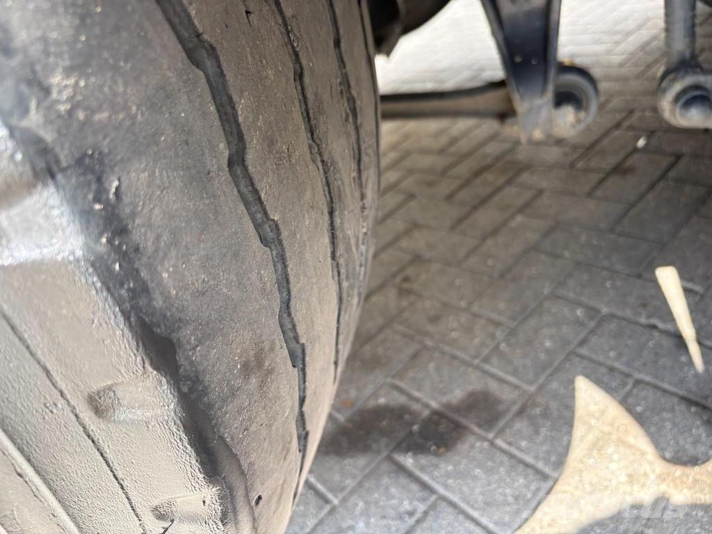 Volvo FM 12.380 + HMF 2220 K5 + 8X4 STEERING + TIPPER + Kiper tovornjaki