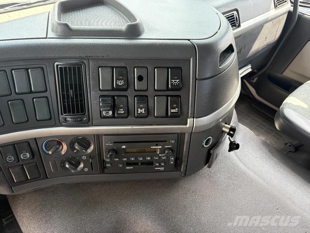 Volvo FM 12.380 + HMF 2220 K5 + 8X4 STEERING + TIPPER + Kiper tovornjaki