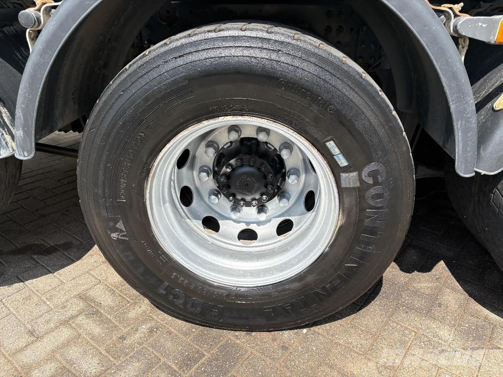 Volvo FM 12.380 + HMF 2220 K5 + 8X4 STEERING + TIPPER + Kiper tovornjaki