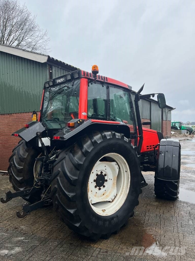 Valtra 6650 Tractors