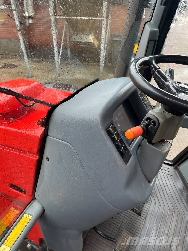 Valtra 6650 Tractors