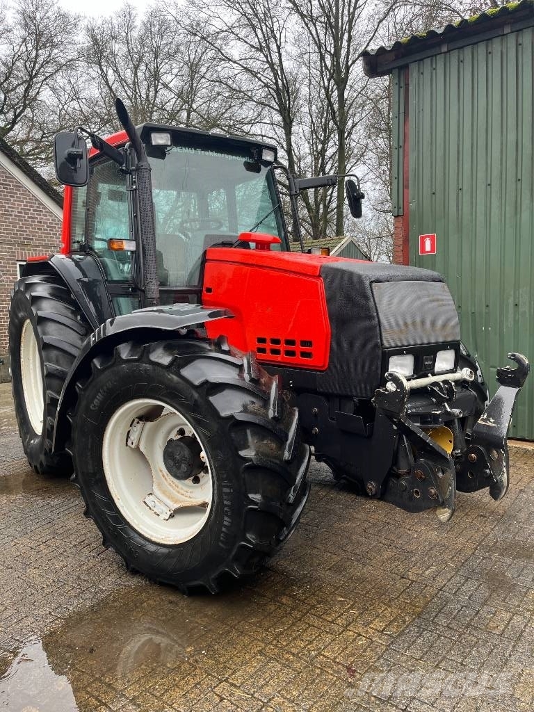 Valtra 6650 Tractors