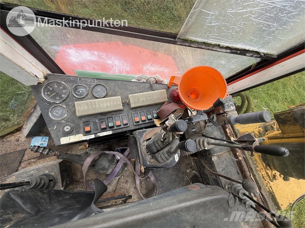 Huddig 760 Baggerlader