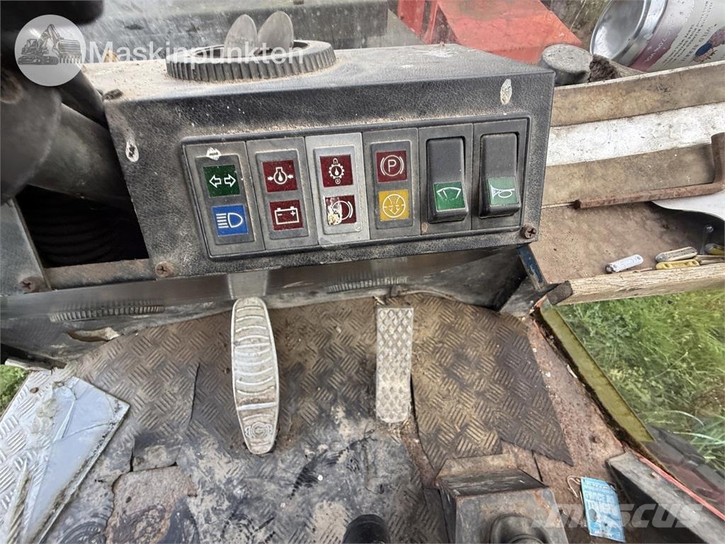 Huddig 760 Baggerlader