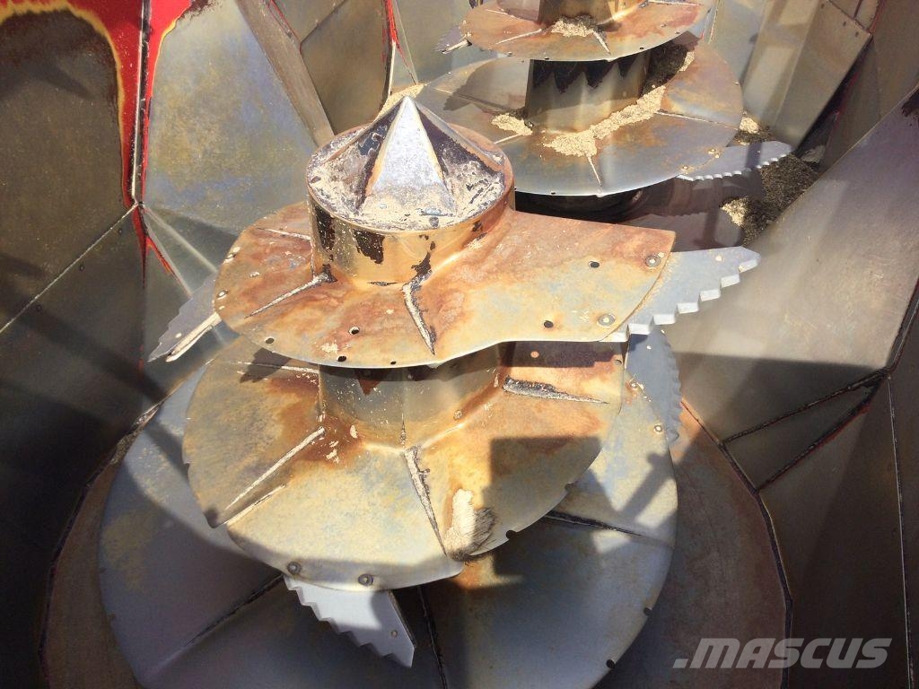 JF Vm22 Кормороздавачі