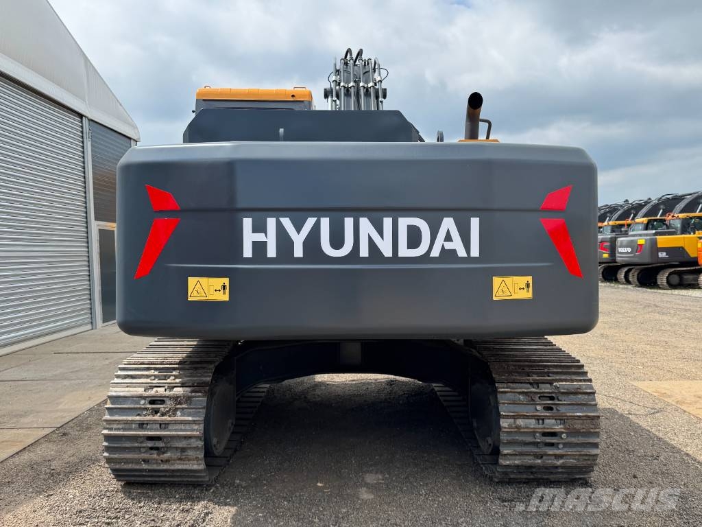Hyundai R215L Smart X Plus *2026 Model* - Hammer Lines 대형 굴삭기 29톤 이상