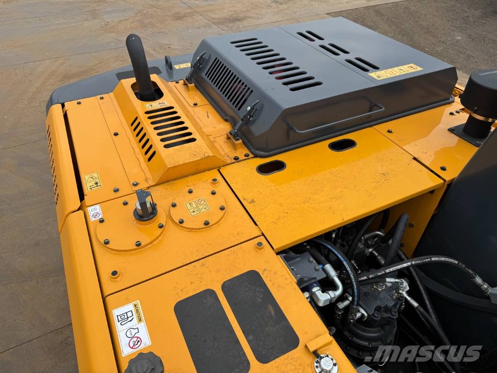 Hyundai R215L Smart X Plus *2026 Model* - Hammer Lines 대형 굴삭기 29톤 이상