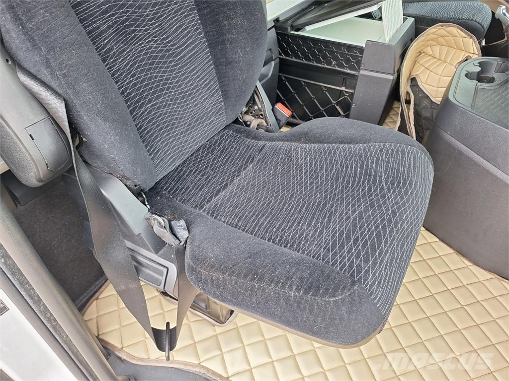 Mercedes-Benz ACTROS 1845 وحدات الجر
