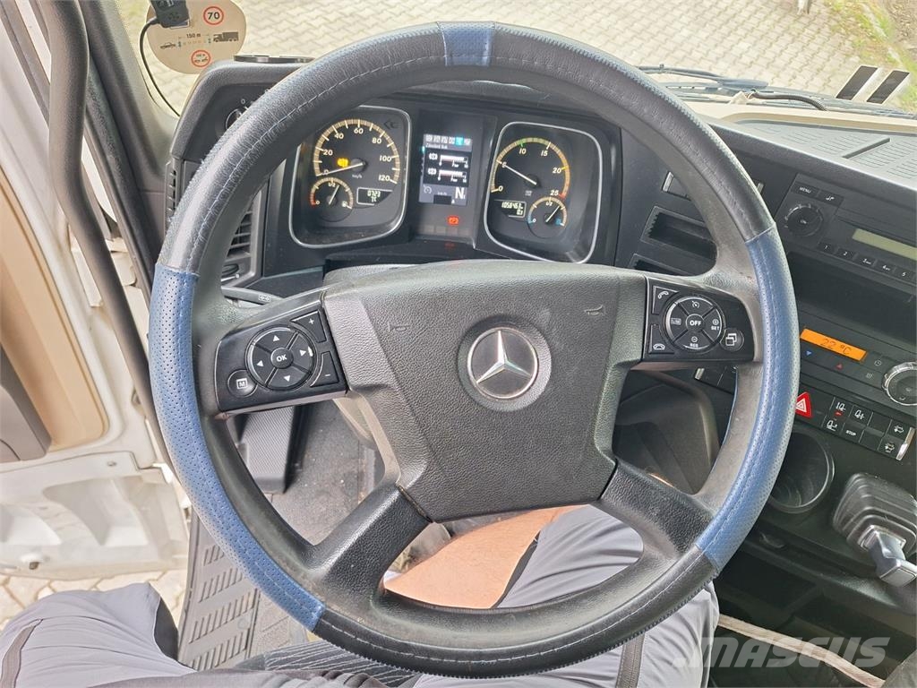 Mercedes-Benz ACTROS 1845 وحدات الجر