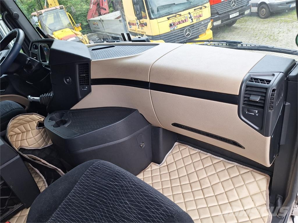 Mercedes-Benz ACTROS 1845 وحدات الجر