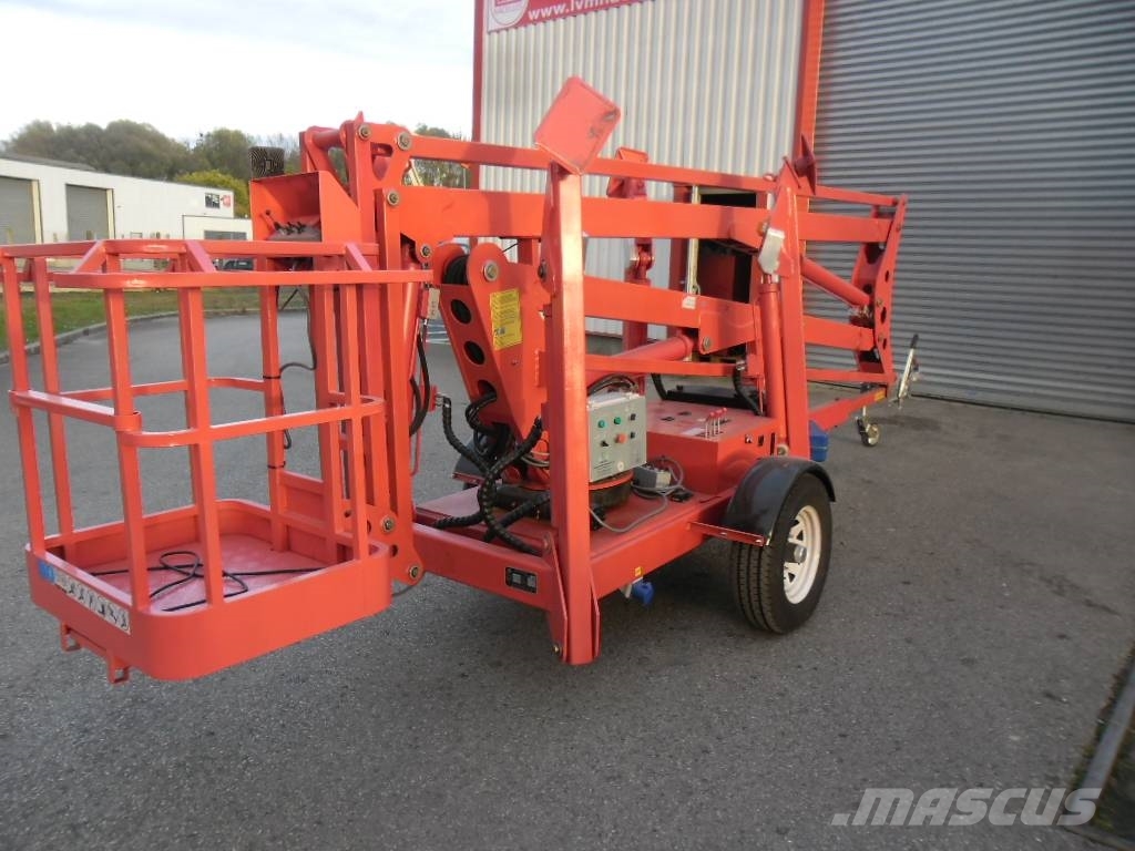SINOFIRST 12 et 14 Trailer mounted platforms