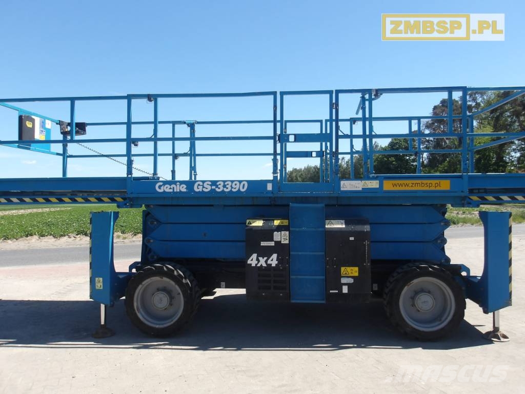 Genie GS 3390 RT Scissor lifts