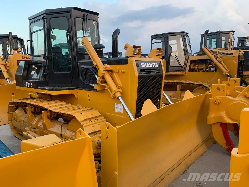 Shantui SD13   Plenty of bulldozers for choose Crawler dozers