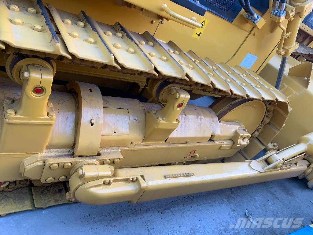 Shantui SD13   Plenty of bulldozers for choose Crawler dozers