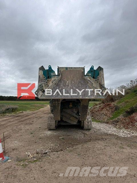 PowerScreen Premiertrak R400X Mobile crushers