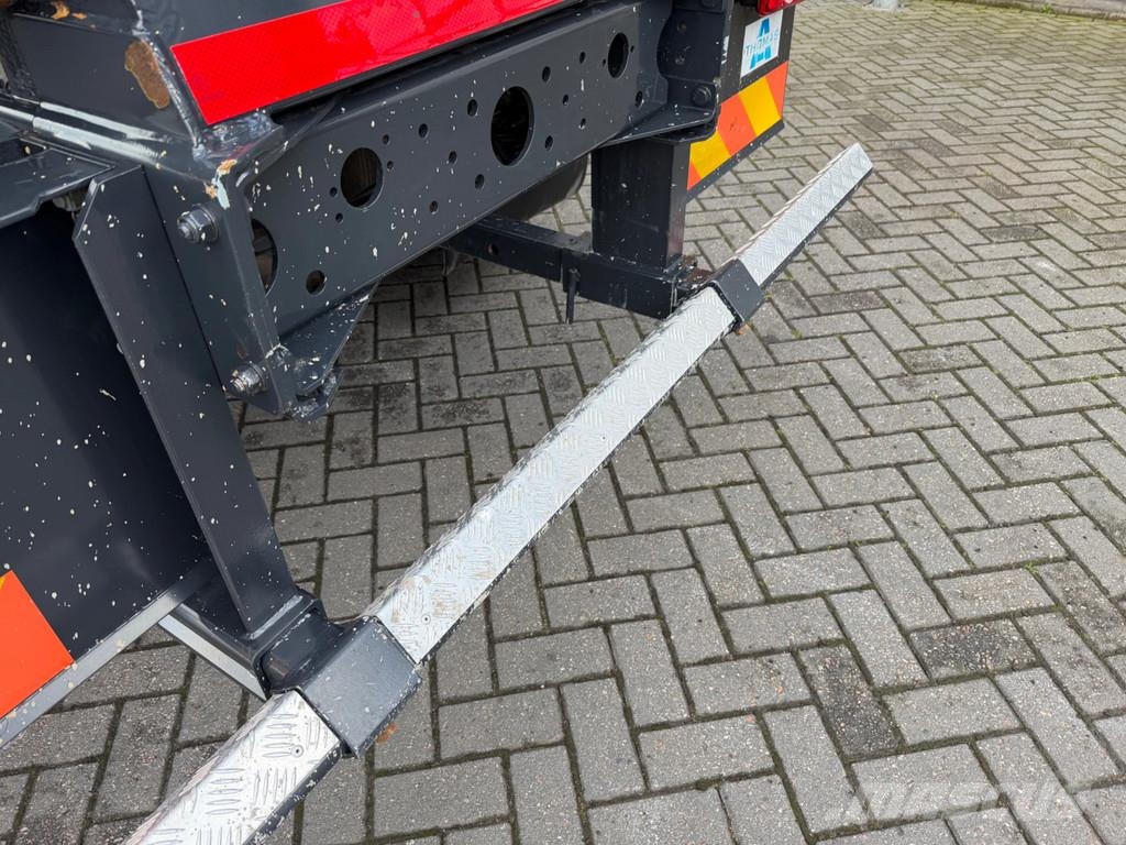 Iveco 190EL25 Haaksysteem/Kraan Euro 6 51.000 km Vrachtwagen met containersysteem