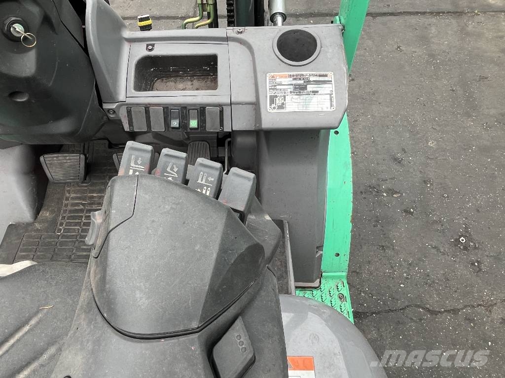 Mitsubishi FD20NT V-4210 IO Dizelski viličari