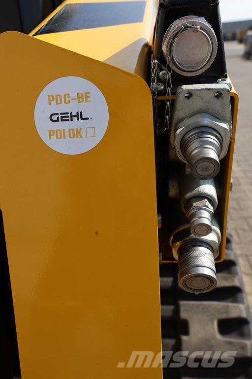 Gehl VT275 Skid steer loaders