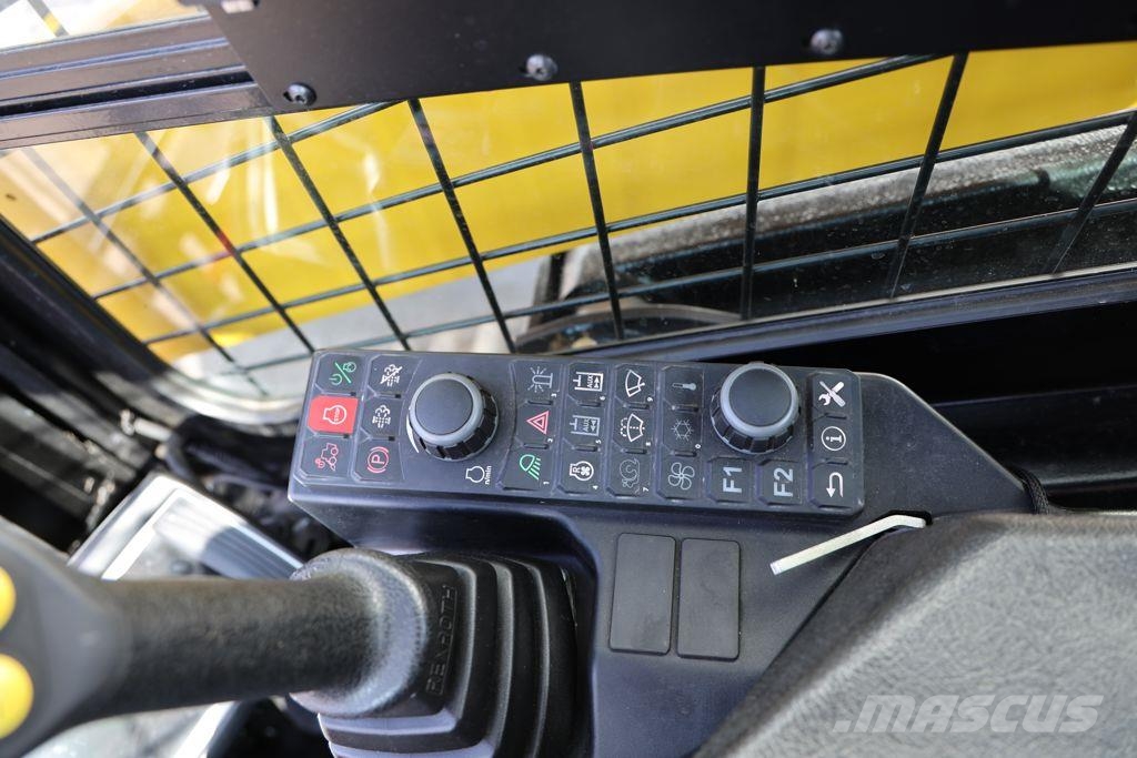 Gehl VT275 Skid steer loaders