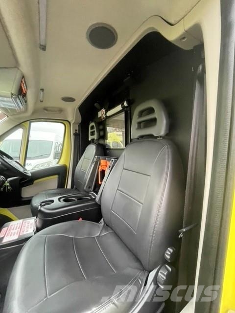 Fiat Ducato A&E Fiat Ducato A&E Vehicle with Stryker Pr Sanitky