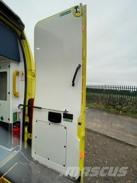 Fiat Ducato A&E Fiat Ducato A&E Vehicle with Stryker Pr Sanitky