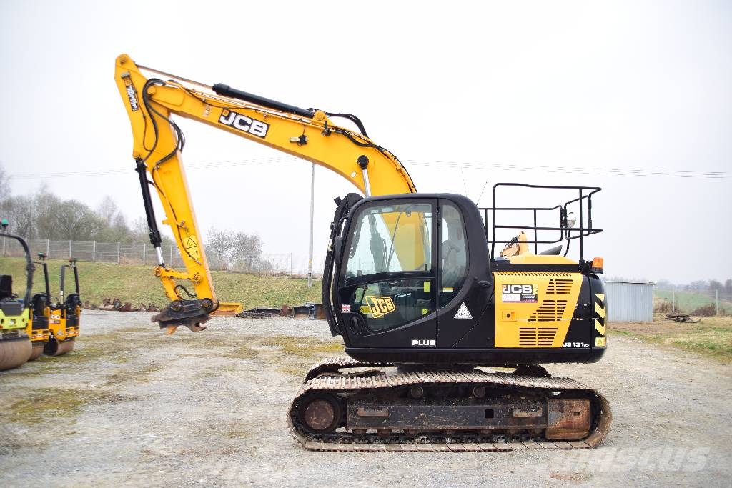 JCB JS 131 LC PLUS JS130 Takeuchi TB2150 Hyundai 140 Paletli ekskavatörler