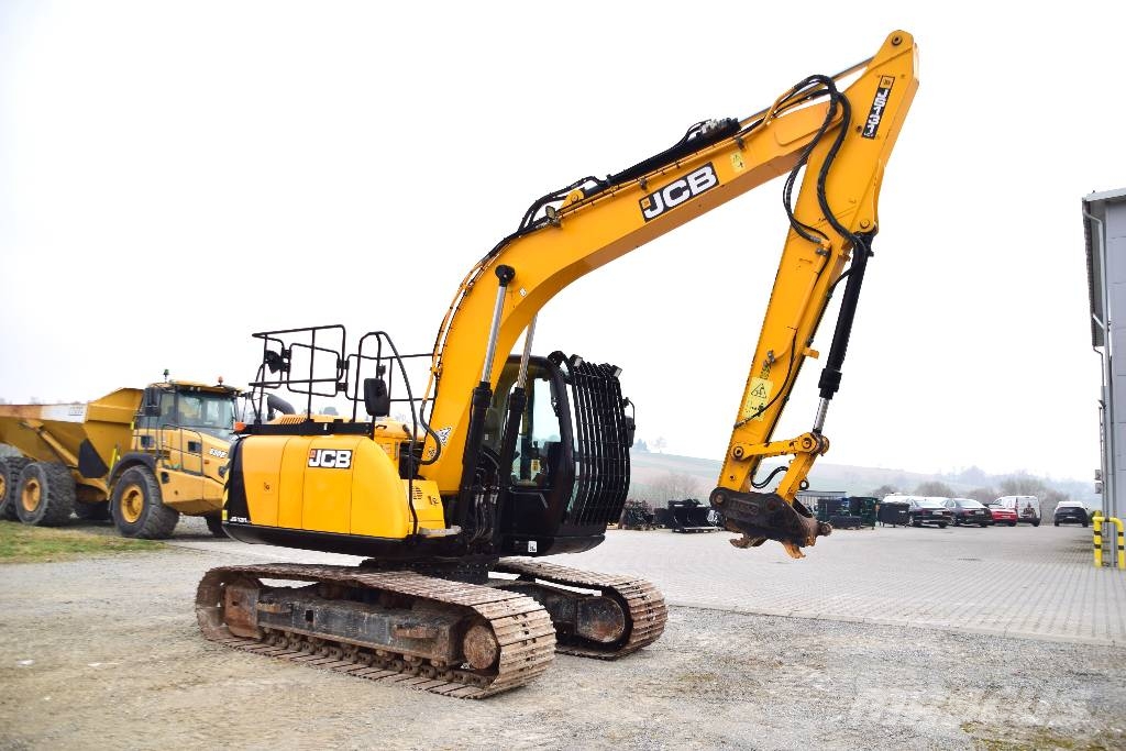 JCB JS 131 LC PLUS JS130 Takeuchi TB2150 Hyundai 140 Paletli ekskavatörler