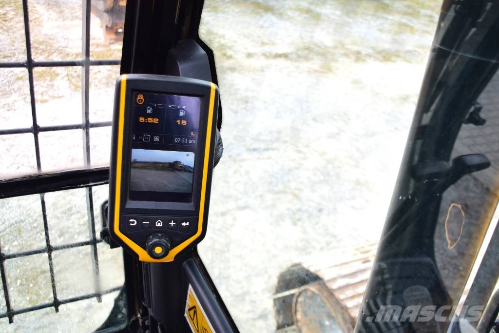 JCB JS 131 LC PLUS JS130 Takeuchi TB2150 Hyundai 140 Paletli ekskavatörler