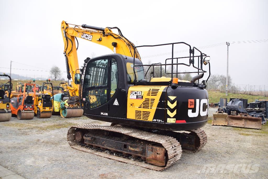 JCB JS 131 LC PLUS JS130 Takeuchi TB2150 Hyundai 140 Paletli ekskavatörler