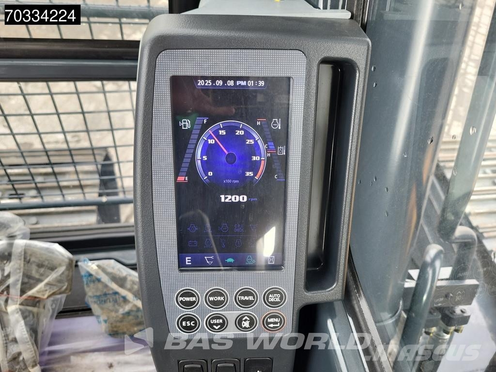 Hyundai R210 Гусеничні екскаватори