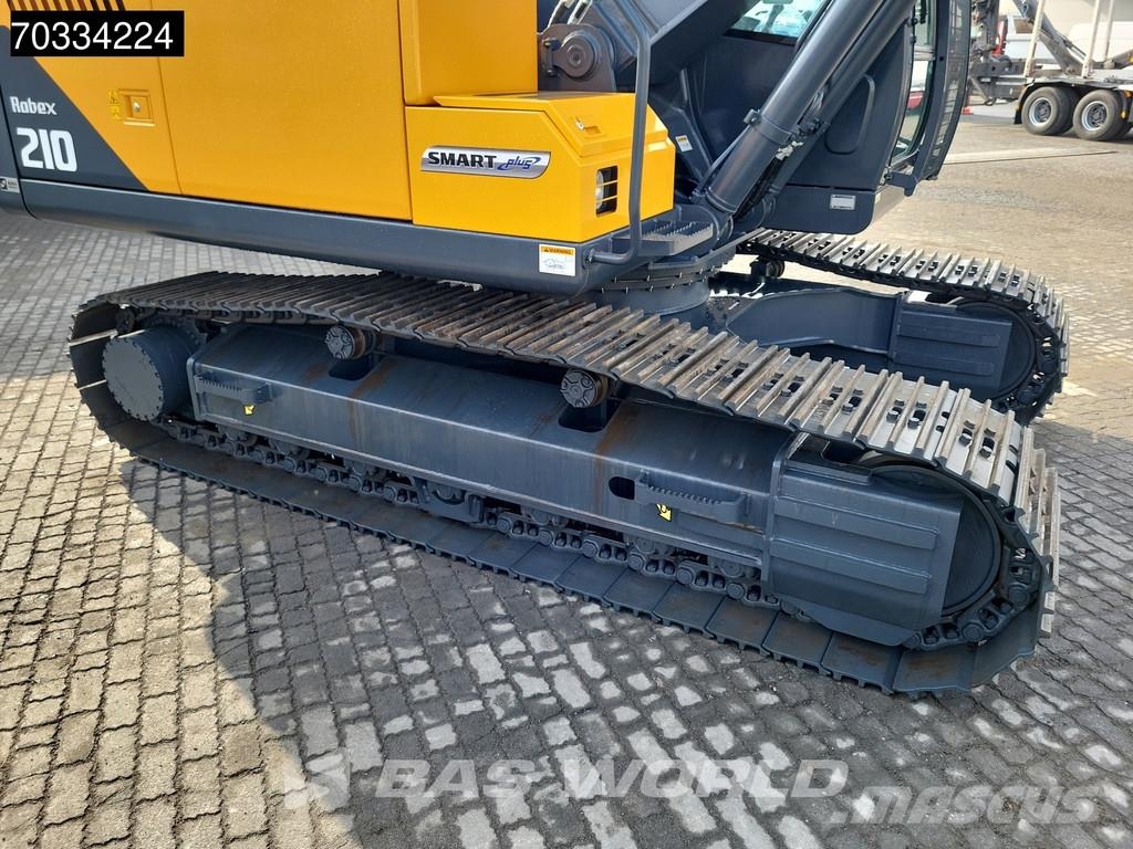 Hyundai R210 Гусеничні екскаватори