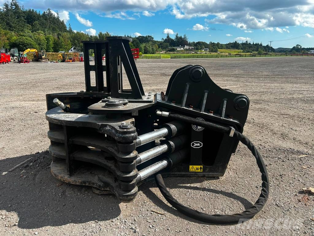JAK 500C Tree Shear Kourat