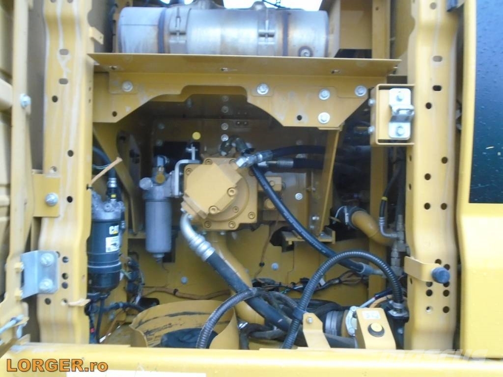 CAT 320 GC / 2018 Made in Japan ! Crawler excavators
