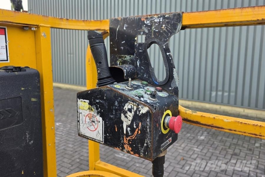 Haulotte Compact 8 Electric, 8.2m Working Height, 350kg Cap Plataformas tijera