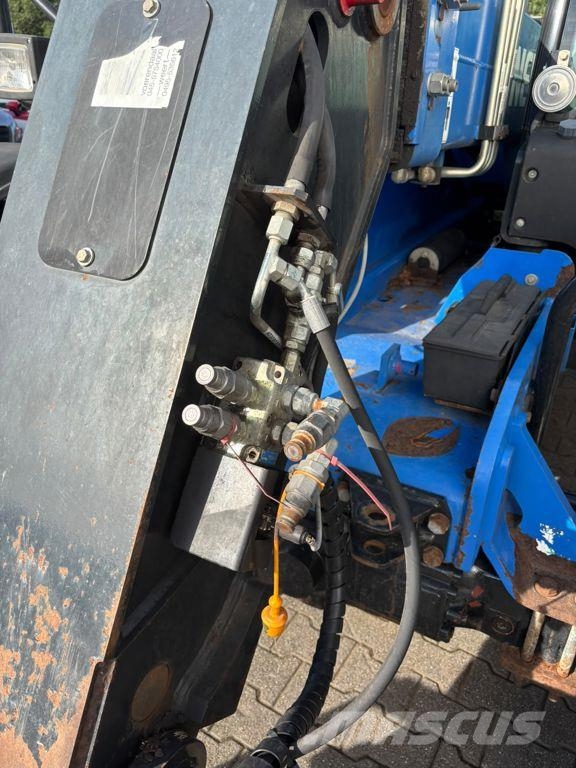New Holland E70 Teleskopski viličarji