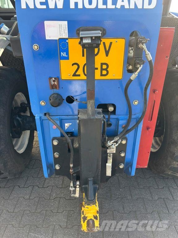 New Holland E70 Teleskopski viličarji