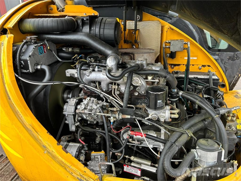 JCB 8080 KALLISTAJA, 600MM TELAT Midikaivukoneet 7t - 12t